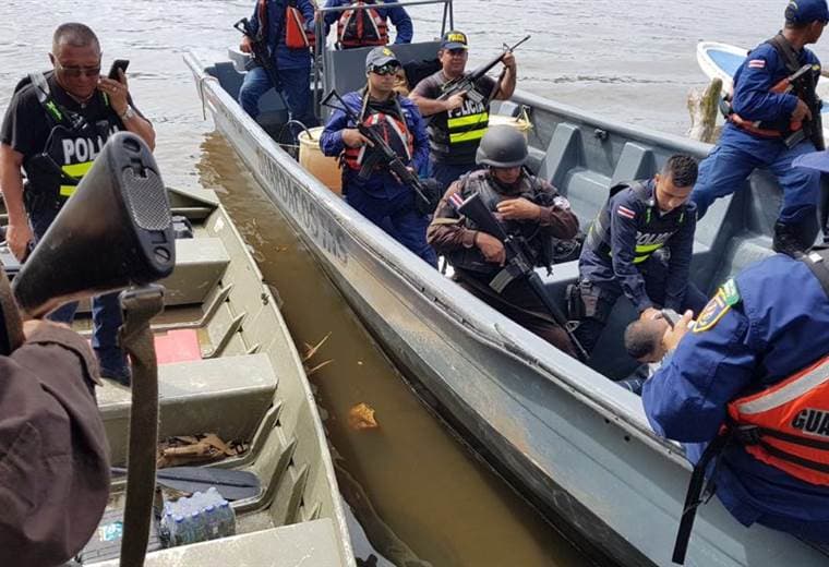 Fotografías cortesía de la oficina de prensa del Ministerio de Seguridad Pública.  