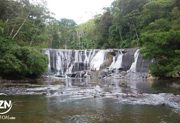 Tres hermanos perdieron la vida en las cataratas de San Gabriel de Pérez Zeledón