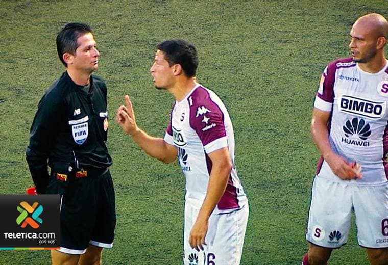 Siete razones atizan el ambiente en el Saprissa