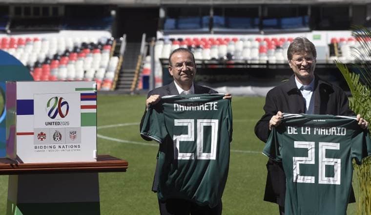 México, EE. UU. y Canadá presentarán su candidatura en conjunto ante FIFA.|AFP