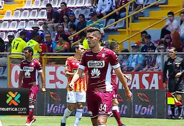 Directiva Alajuelense dio el visto bueno para la contratación de Jonathan Moya