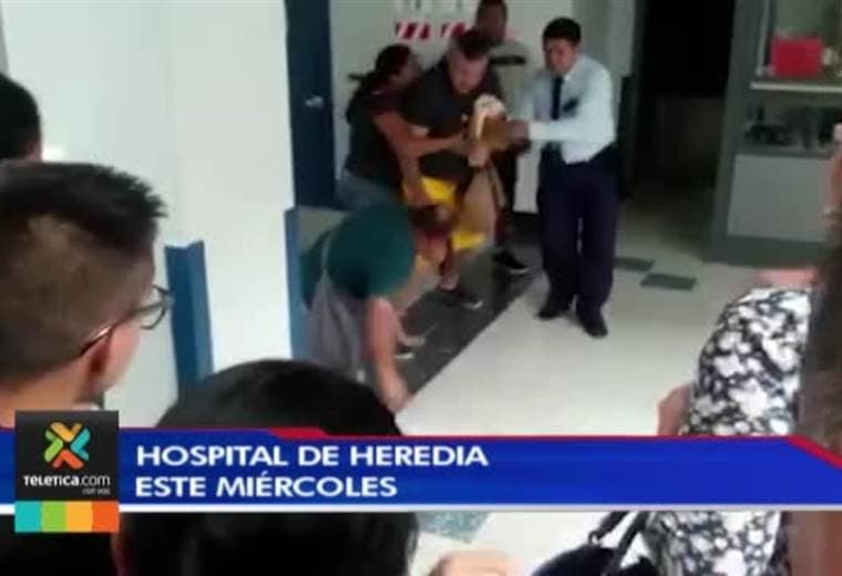 Video captó pelea en servicio de ortopedia de hospital San Vicente de Paul