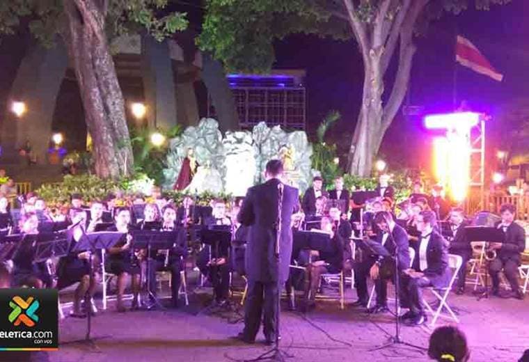 Banda Municipal de San José realizó concierto de música sacra en el Parque Central