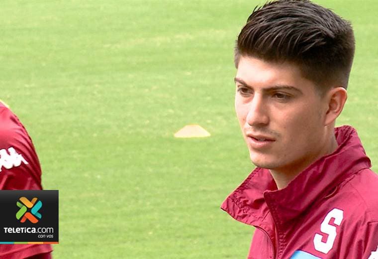 Luis Hernández tiene una oportunidad inmejorable para consolidarse en Saprissa