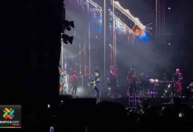 14.000 personas lo negaron todo con Joaquín Sabina