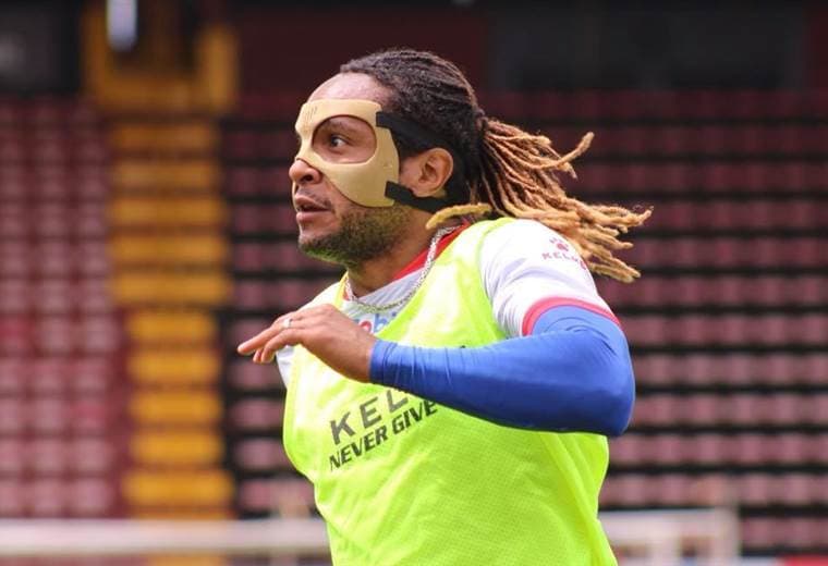 Jonathan McDonald, delantero de Liga Deportiva Alajuelense. 