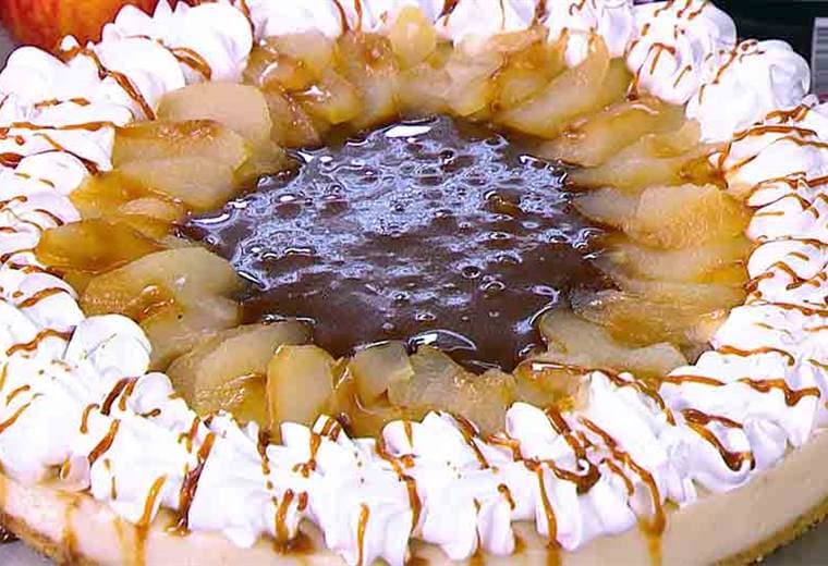 Receta: Cheesecake de manzana y caramelo