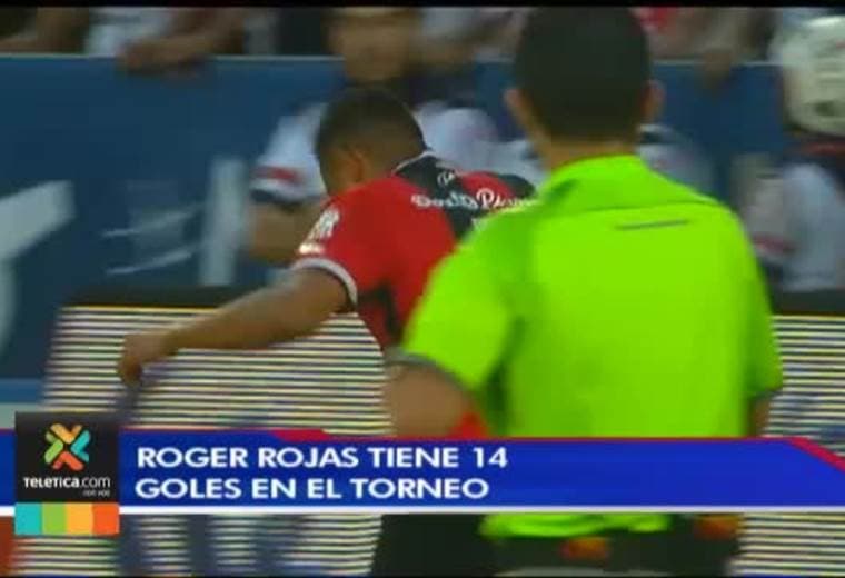 Roger Rojas asumió el liderato de goleo