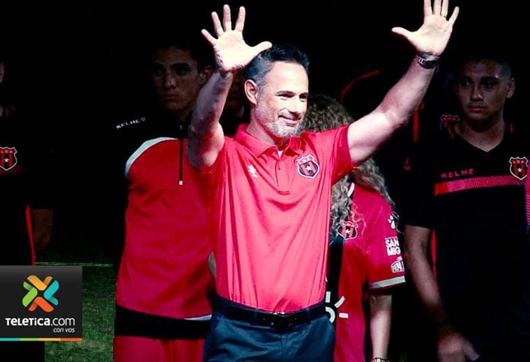 Nicolás Dos Santos rompió con la maldición manuda de un año sin clasificar a cuadrangulares