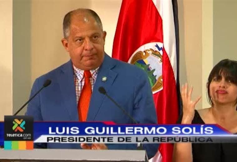 Presidente electo Carlos Alvarado no viajará a la cumbre de las Américas en Perú