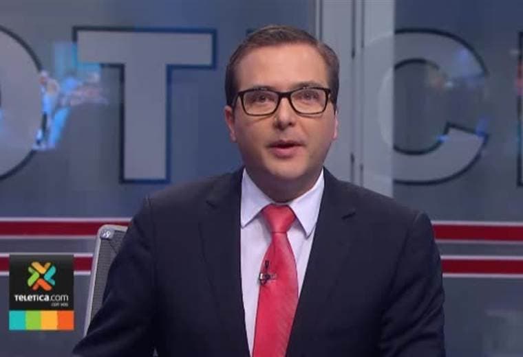 Voluntarios restauran el parque José María Zeledón en Curridabat