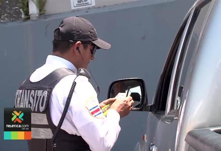 Multas por mal estacionamiento llegan, en promedio, a 111 por día