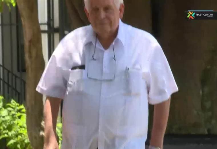 Préstele atención a la falta de aire y la hinchazón en los pies porque podría padecer del corazón