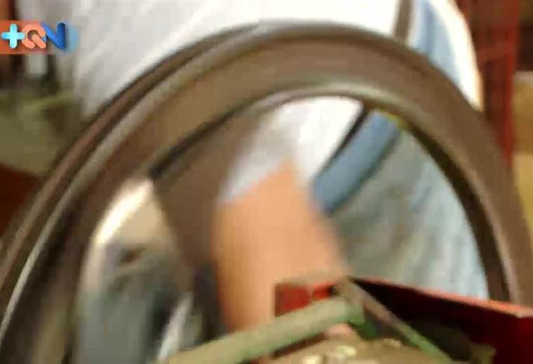 Hace 21 años doña Rosario decidió hacerse con su propia carreta y yunta de bueyes para asistir al primer desfile organizado en San José. La historia a este punto no suena tan particular, para descubrir el origen de esa pasión hay que devolverse en el tiempo hasta su infancia.