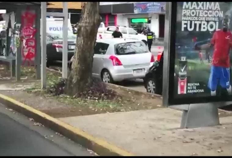 Dos personas resultaron heridas de bala a plena luz del día en transitada calle de Los Yoses