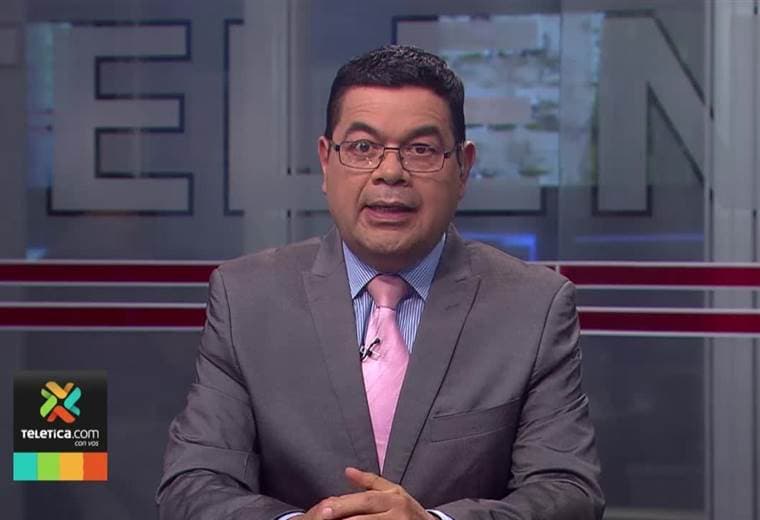 Hombre muere tras caer a con todo y carro a río en Grecia de Alajuela