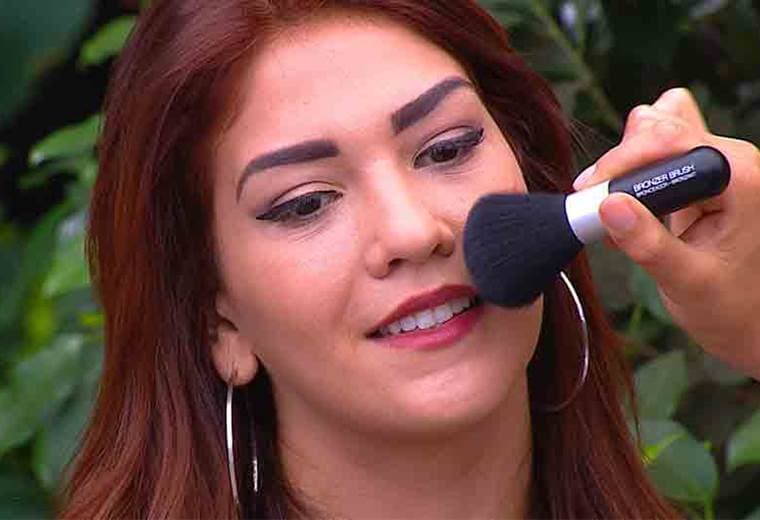 Consejos para utilizar un buen rubor a la hora de maquillarnos 