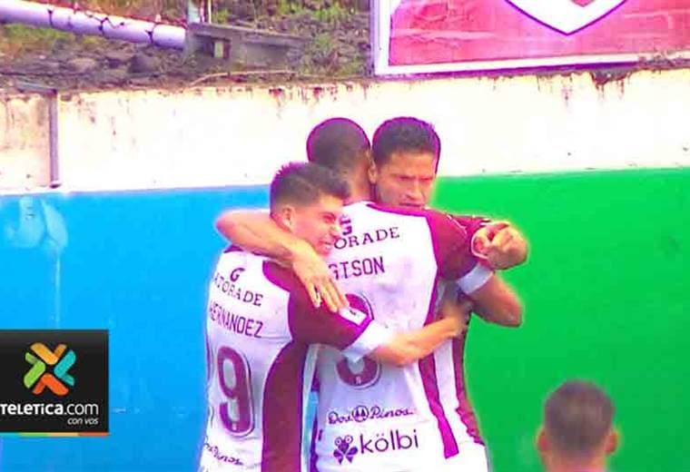 Saprissa le dio vuelta a la cuadrangular en cuatro días