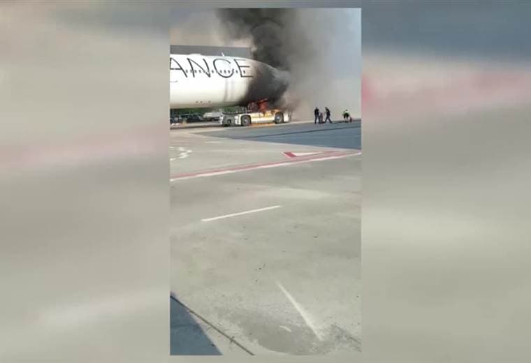 Diez heridos leves en un incendio en el aeropuerto de Fráncfort (VIDEO)