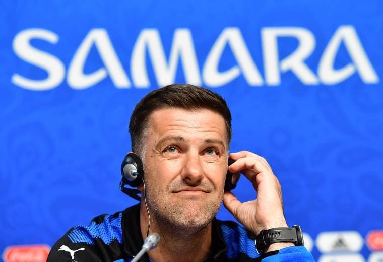 Mladen Krstajic, entrenador serbio.