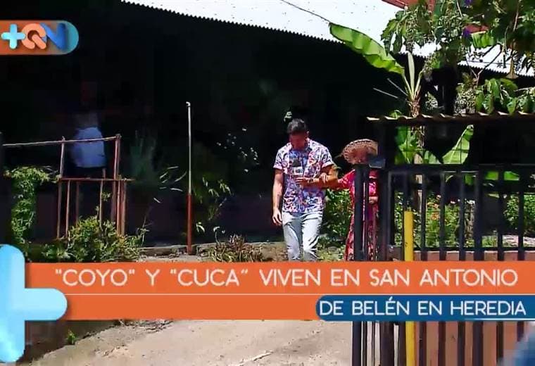 Tiene 89 años y es tremendísima. En esta ocasión la llevamos a pasar el día al balneario de Ojo de Agua en Belén de Heredia. Le aseguramos que se reirá a más no poder con las ocurrencias de esta señora, incluso tuvimos un viaje de amor en uno de los botes del lago.