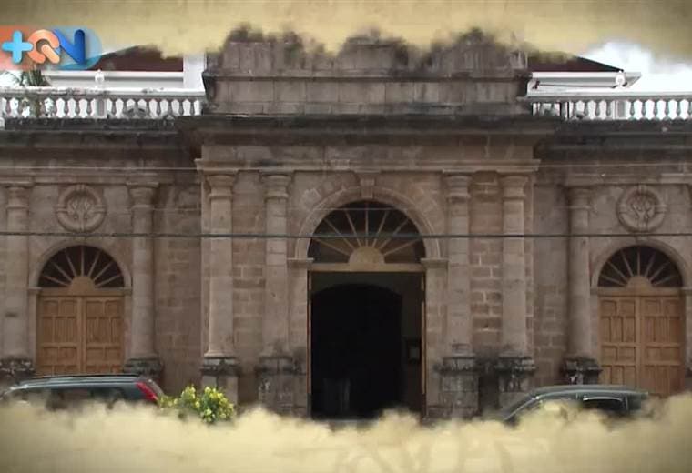 Que buen sabor de boca nos deja llegar a un lugar donde a todos los reciben como si fueran amigos de toda la vida; donde a nadie le niegan un saludo y la alegría se refleja en todas partes.