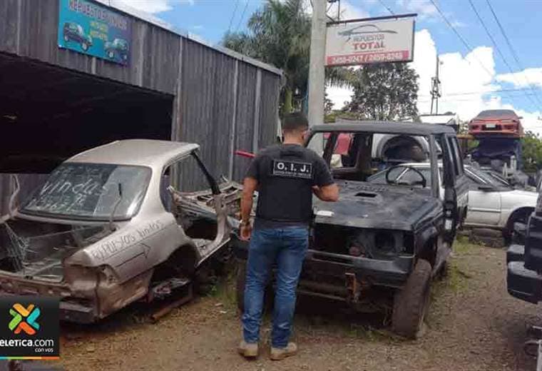 OIJ desmantela venta de repuestos que desarmaba carros robados