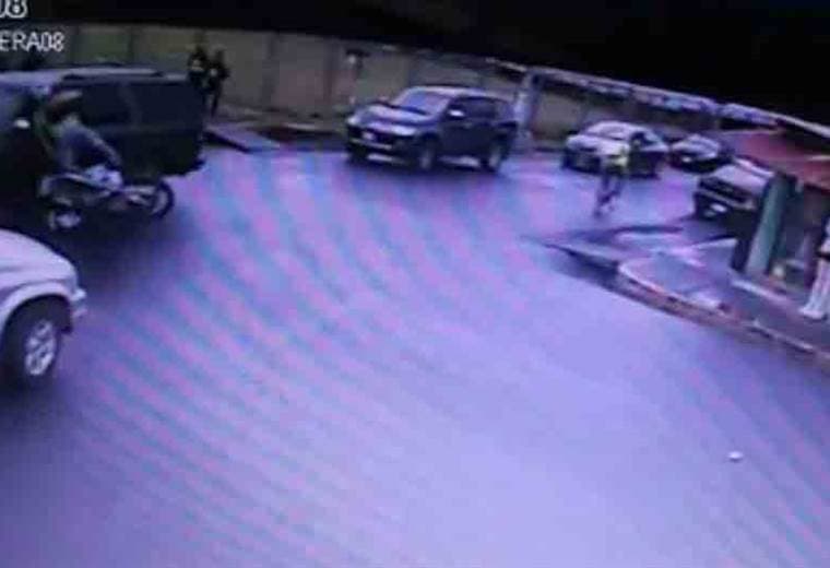 Motociclista chocó contra carro en Pococí