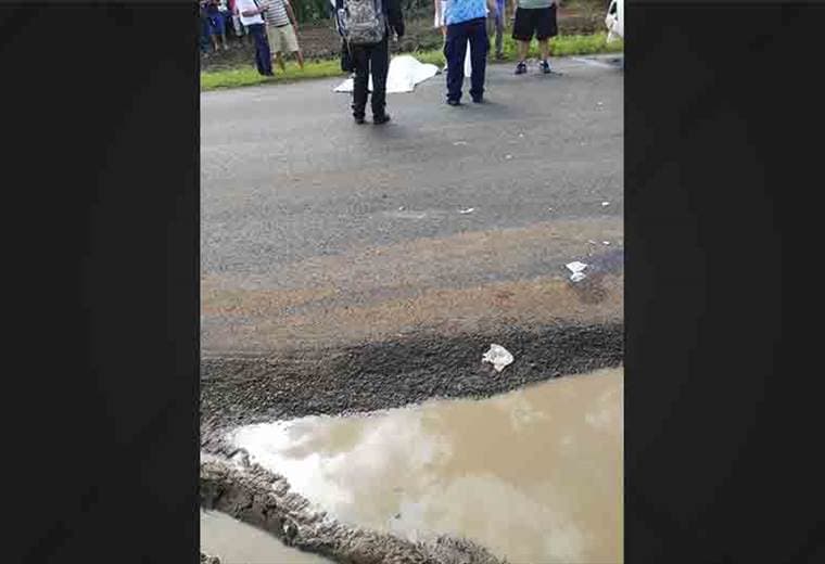 Ciclista muere atropellado por vehículo liviano en Pital de San Carlos