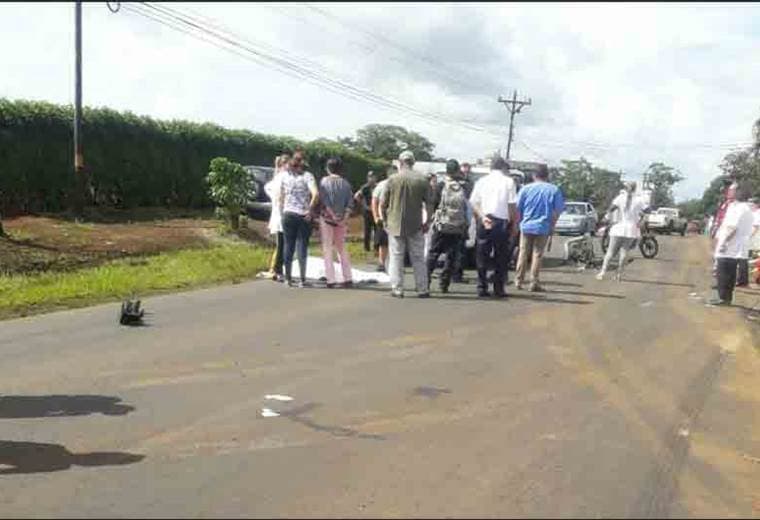 Ciclista muere atropellado por vehículo liviano en Pital de San Carlos