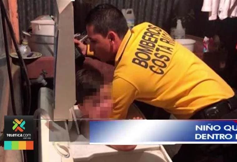 Aproximadamente cinco niños por mes quedan atrapados dentro de lavadoras, según Bomberos