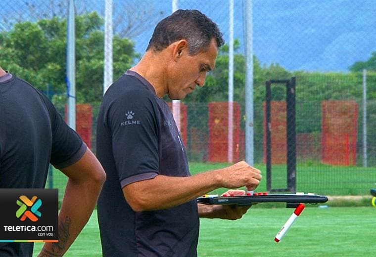 Alajuelense se lanza al mercado para buscar un nuevo volante