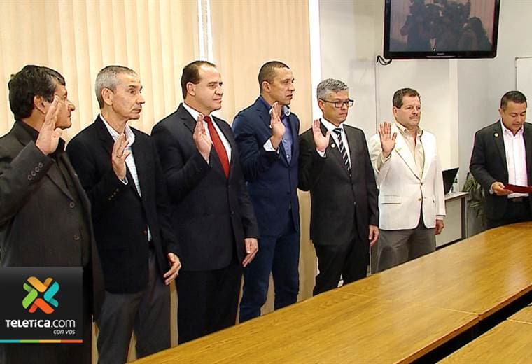 Presidente de la Comisión Técnica afirma que el nuevo técnico debe tener amor por el país