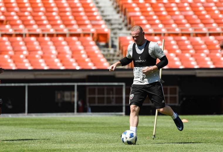 El delantero inglés Wayne Rooney ya entrena con el DC United. 