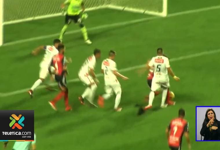 Herediano enfrentará este nuevo torneo con caras nuevas en la cancha y en el banquillo