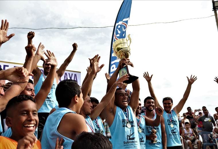 Matapalo campeón fútbol playa.|DT Comunicación