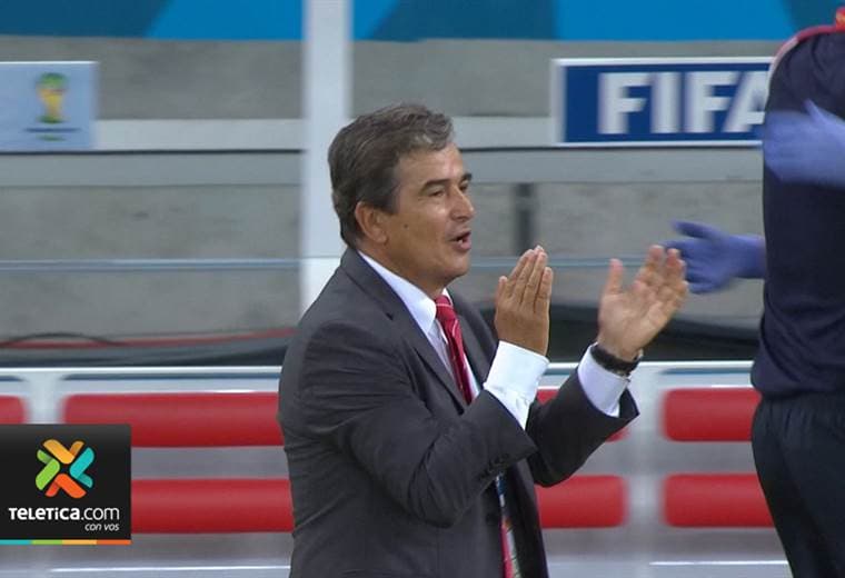 Nombre de Jorge Luis Pinto vuelve a sonar nuevamente para entrenar a La Sele