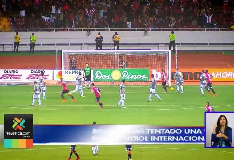 Róger Rojas sigue en la mira de varios equipos internacionales