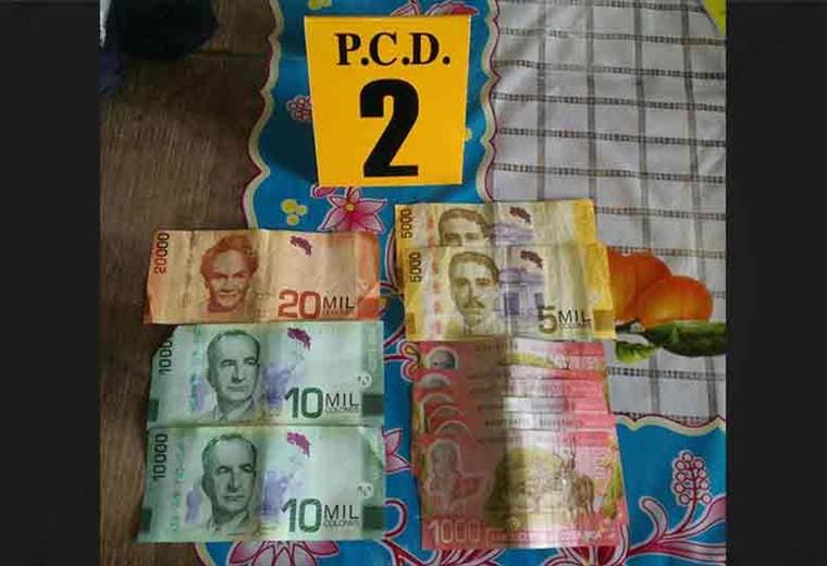 Policía captura a familia por venta de droga