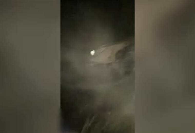 Colisión entre un tráiler y un vehículo liviano deja un hombre muerto e