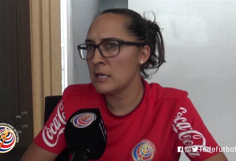 Amelia Valverde habla sobre convocatoria mundialista.