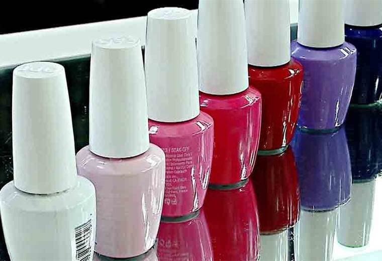 Le enseñamos a elegir el color de esmalte correcto para resaltar su tono de piel