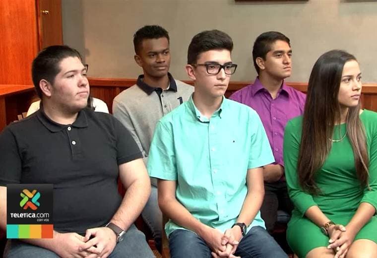 Seis jóvenes de colegios públicos fueron becados para estudiar en Estados Unidos