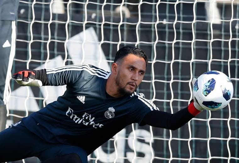 Keylor Navas durante la práctica del Real Madrid antes de la temporada 2018-2019.