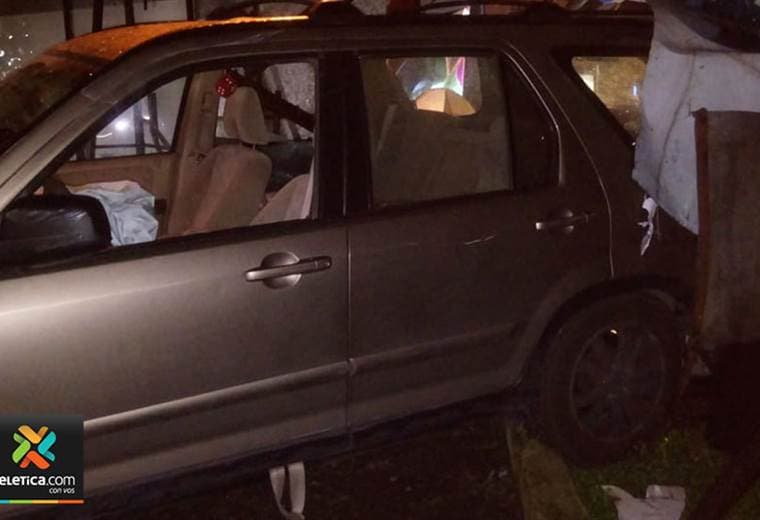 Menor de 3 años sale expulsada de vehículo tras colisión detrás de Pase Colón