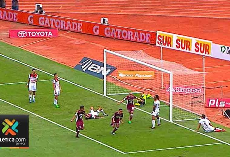 Saprissa solo ha perdido cuatro partidos de los 34 jugados en el Estadio Nacional