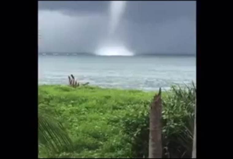 Tromba marina en Junquillal