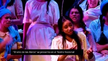 Con un elenco de 37 artistas el Teatro Nacional reflejará el origen de la identidad costarricense en la obra: El Sitio de las Abras.     La novela emblemática del escritor costarricense Fabián Dobles, titulada: “El sitio de las abras” se está presentando en el Teatro Nacional.     Guitarra, clarinete, violín, percusión y marimba forman parte de la música en vivo de este montaje.  “El sitio de las abras” se presenta hasta el 30 de septiembre… las entradas en  las puede adquirir en www.teatronacional.go.cr