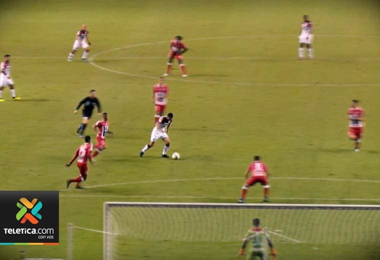 Falta de definición castigó a Saprissa que ya no es líder