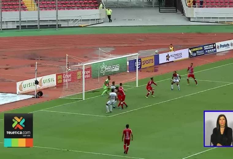 Momento de Alajuelense obliga a Luis Diego Arnáez a sacrificar jugadores de experiencia y con gol